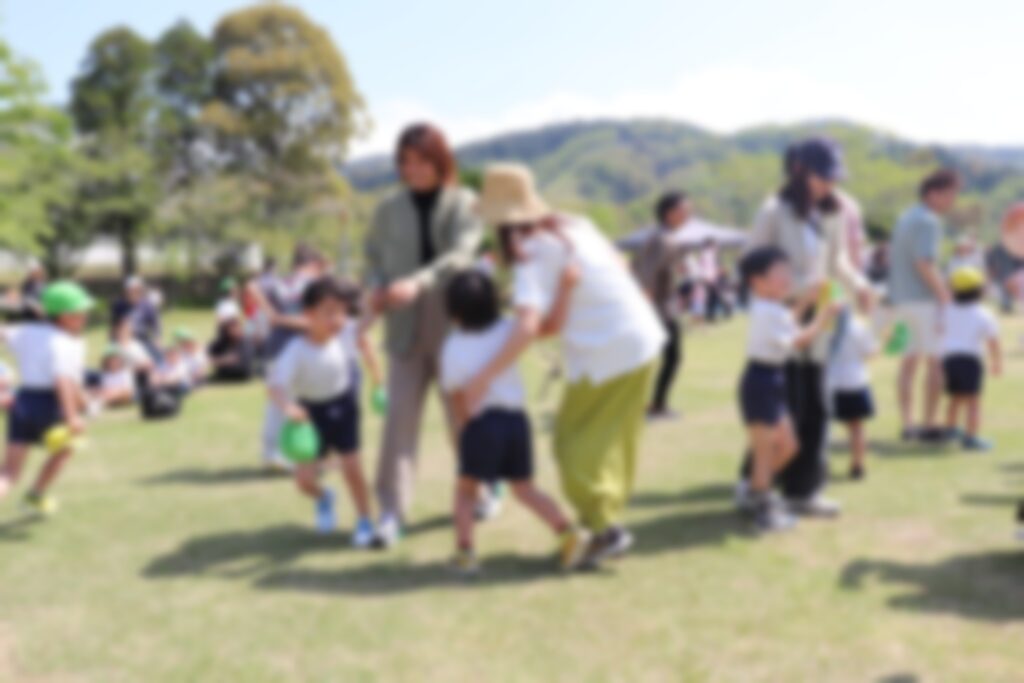 二人三脚ゲームをするすみれさんたち②